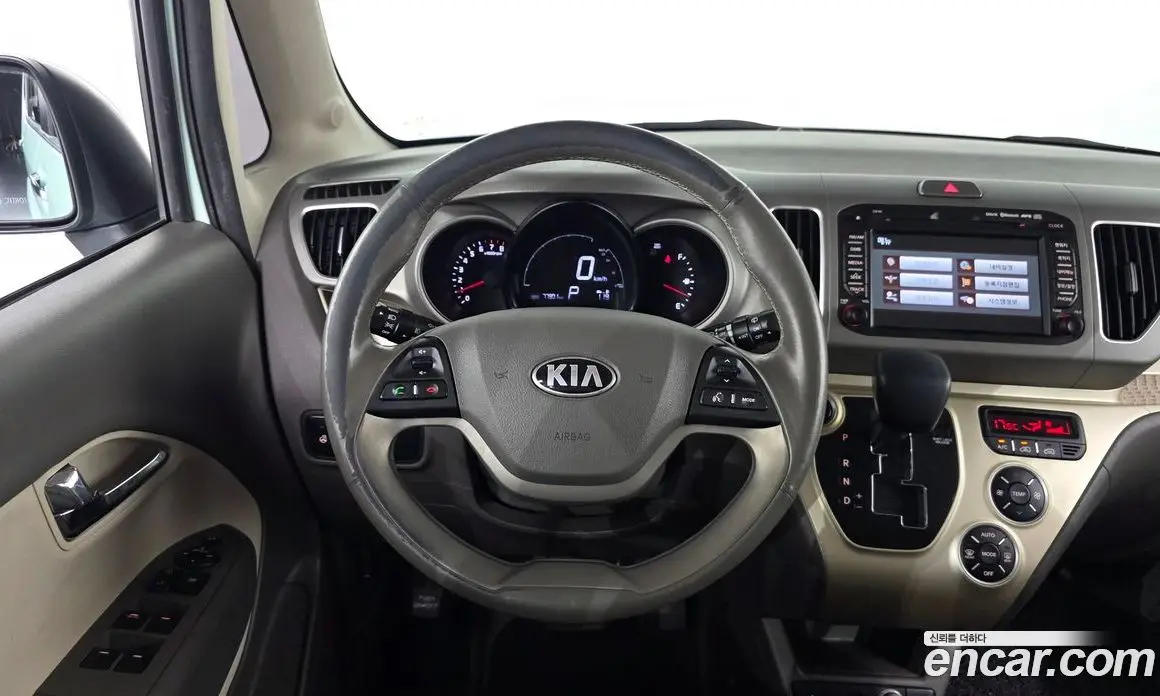 Kia Ray 2013 1.0 автомат (гидро), фото 13
