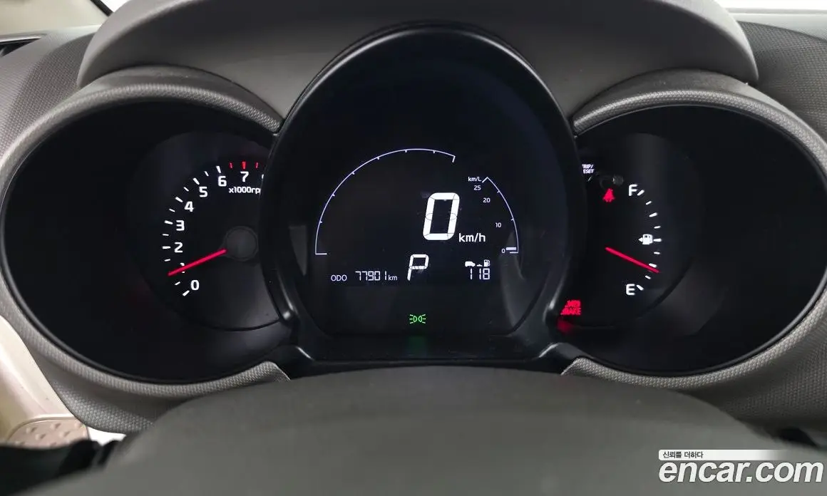 Kia Ray 2013 1.0 автомат (гидро), фото 8