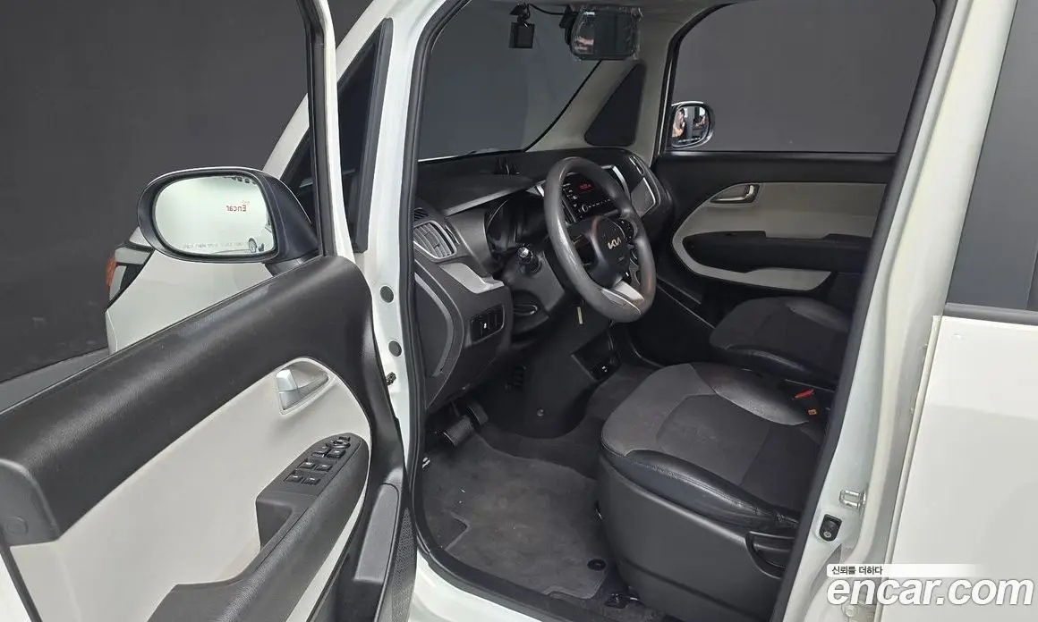 Kia Ray 2021 1.0 автомат (гидро), фото 10