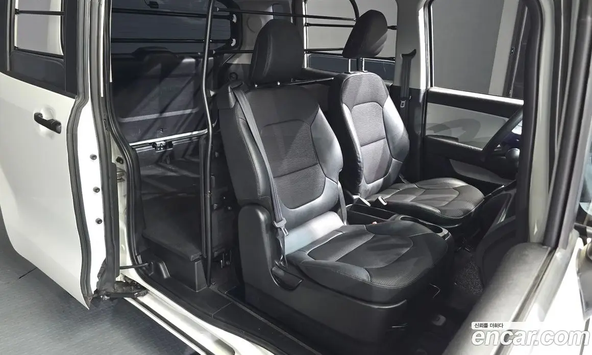 Kia Ray 2022 1.0 автомат (гидро), фото 16