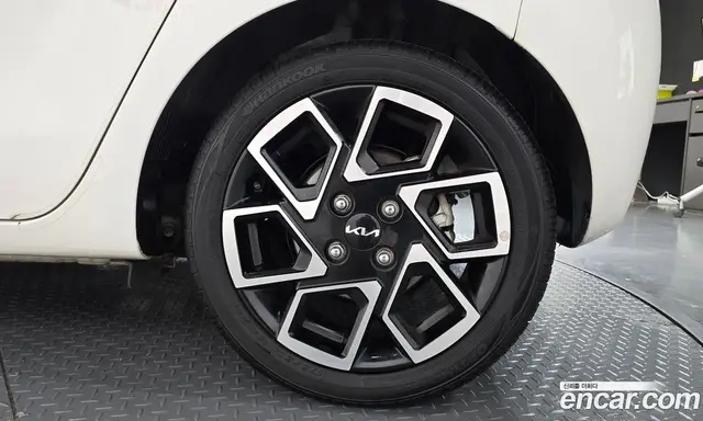 Kia Ray 2023 1.0 автомат (гидро), миниатюра 7 Kia Ray 2023 1.0 автомат (гидро), миниатюра 7