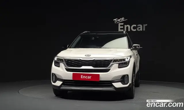 Kia Seltos 2019 1.6 автомат (гидро), миниатюра 3