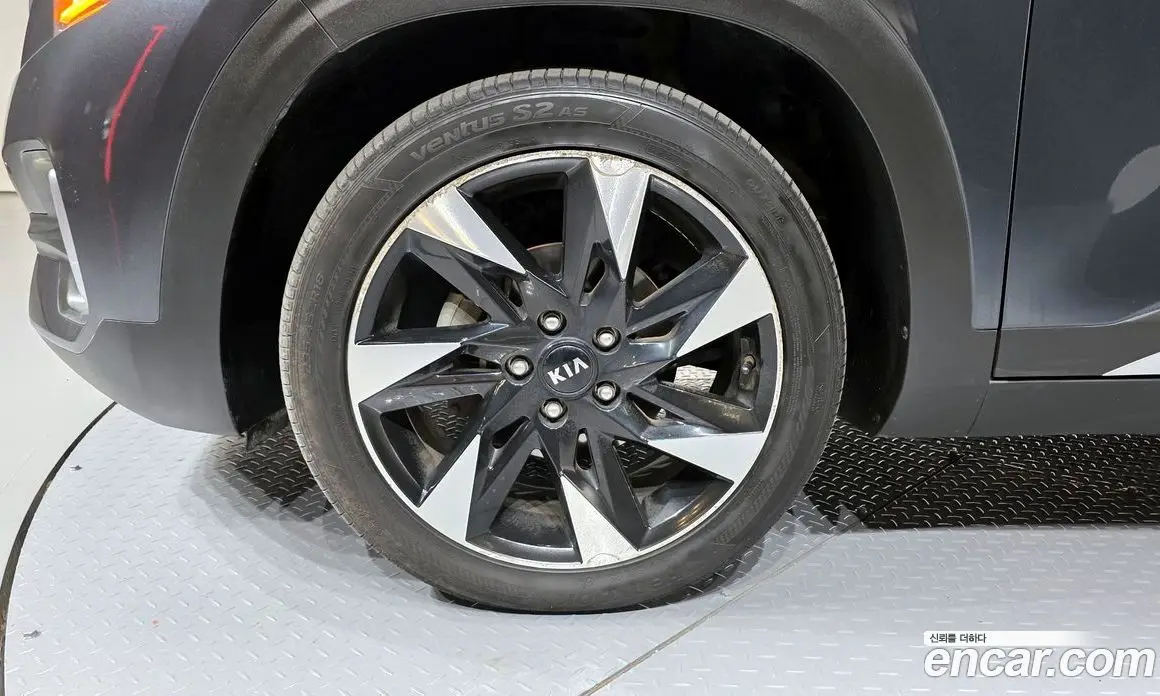Kia Seltos 2021 1.6 автомат (гидро), фото 5