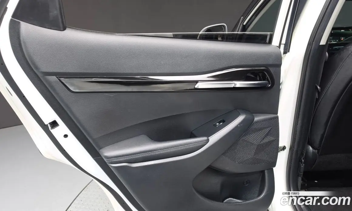 Kia Seltos 2022 1.6 автомат (гидро), фото 15 Kia Seltos 2022 1.6 автомат (гидро), фото 15