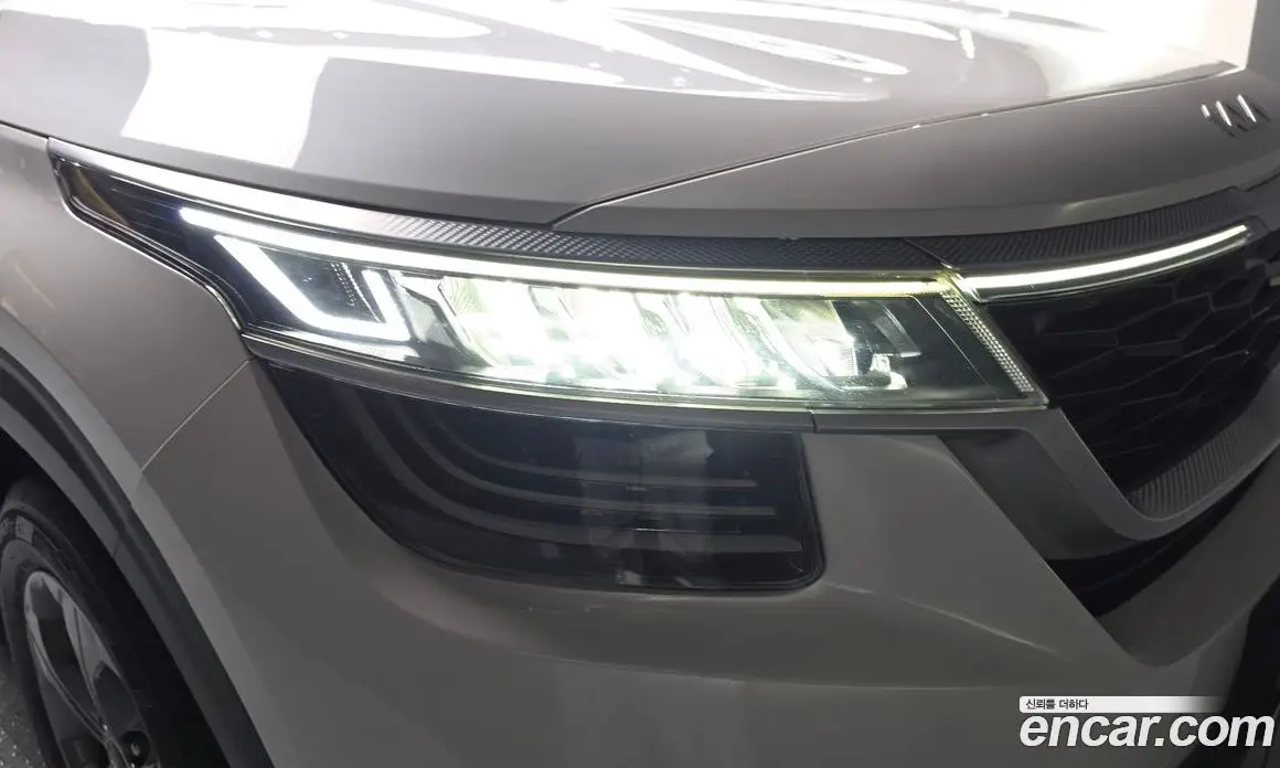 Kia Seltos 2022 1.6 автомат (гидро), фото 8 Kia Seltos 2022 1.6 автомат (гидро), фото 8