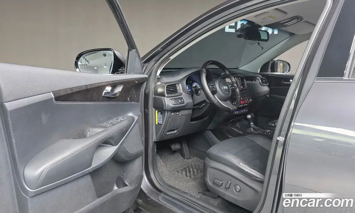 Kia Sorento 2015 2.0 автомат (гидро), фото 13