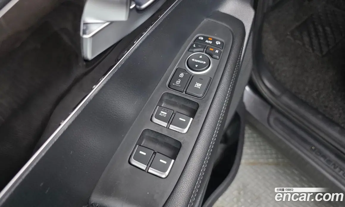 Kia Sorento 2015 2.0 автомат (гидро), фото 17