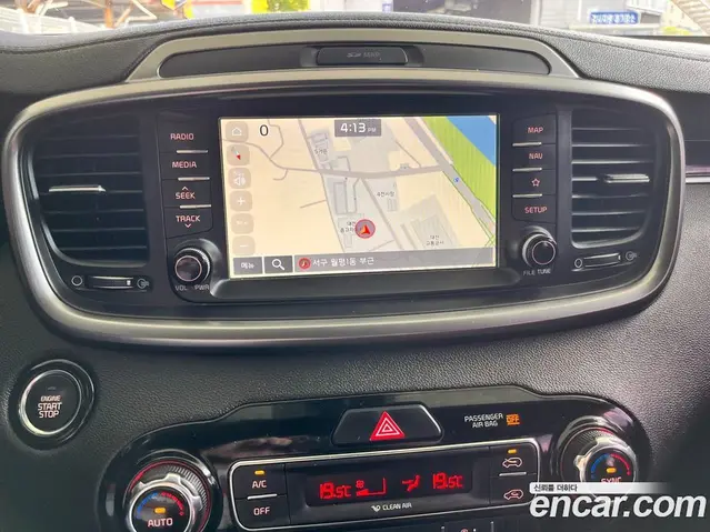 Kia Sorento 2018 2.0 автомат (гидро), миниатюра 11 Kia Sorento 2018 2.0 автомат (гидро), миниатюра 11