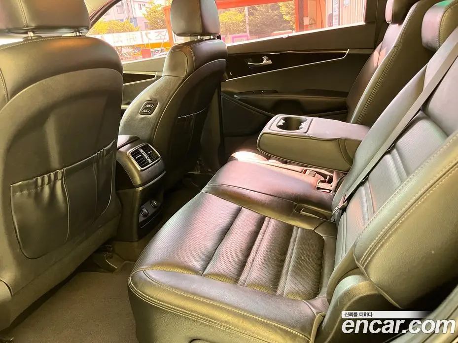 Kia Sorento 2018 2.0 автомат (гидро), фото 17 Kia Sorento 2018 2.0 автомат (гидро), фото 17