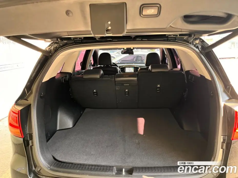 Kia Sorento 2018 2.0 автомат (гидро), фото 18 Kia Sorento 2018 2.0 автомат (гидро), фото 18