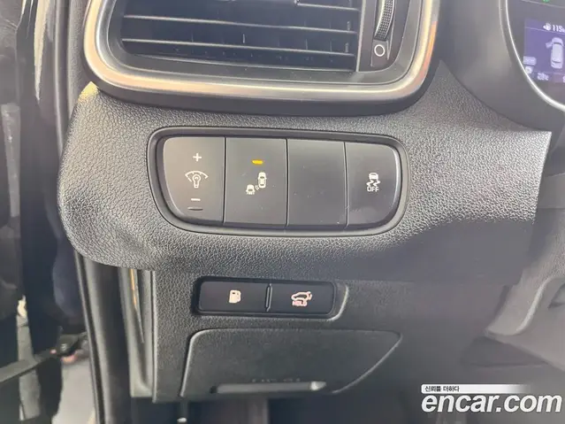 Kia Sorento 2018 2.0 автомат (гидро), миниатюра 10 Kia Sorento 2018 2.0 автомат (гидро), миниатюра 10