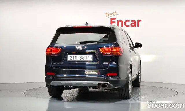 Kia Sorento 2019 2.0 автомат (гидро), миниатюра 4