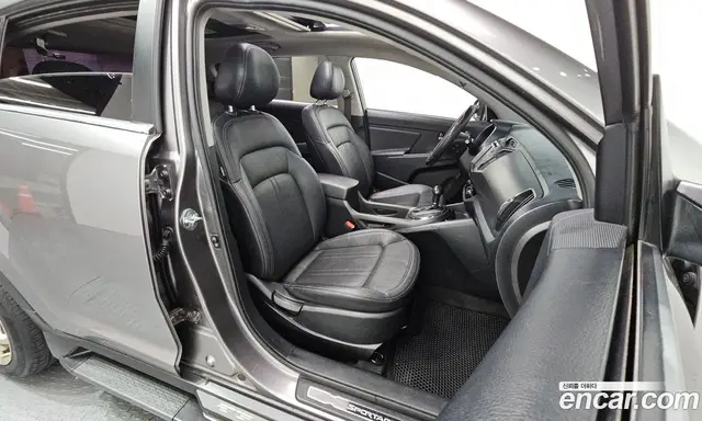 Kia Sportage 2012 2.0 автомат (гидро), миниатюра 11
