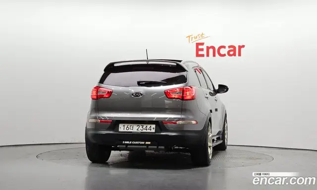 Kia Sportage 2012 2.0 автомат (гидро), миниатюра 4