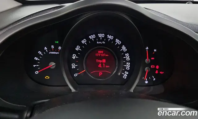 Kia Sportage 2012 2.0 автомат (гидро), миниатюра 8