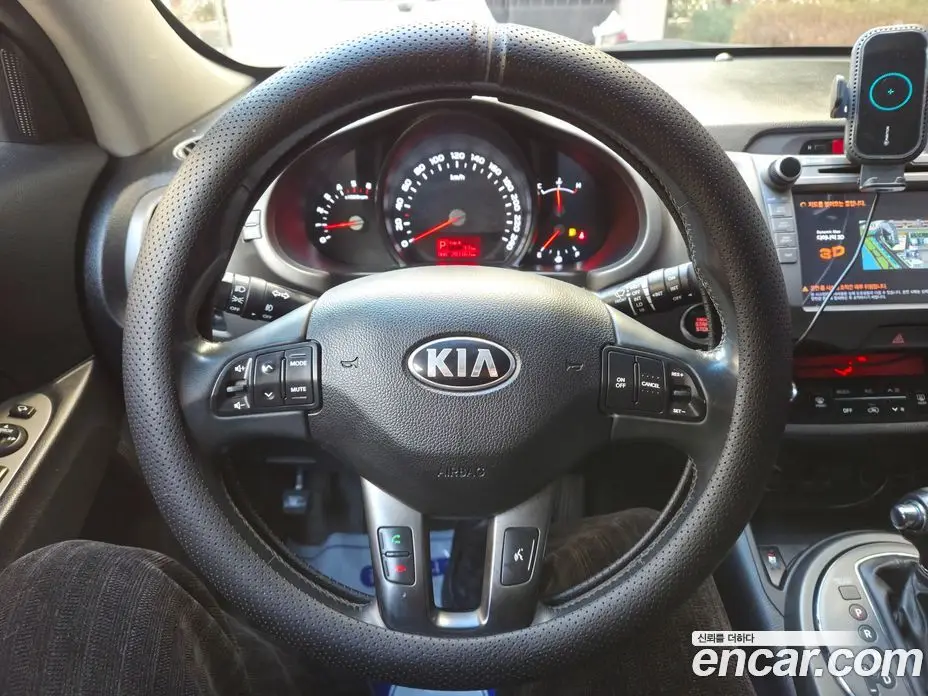 Kia Sportage 2013 2.0 автомат (гидро), фото 11