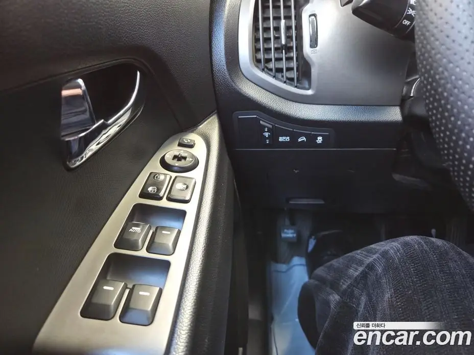 Kia Sportage 2013 2.0 автомат (гидро), фото 15