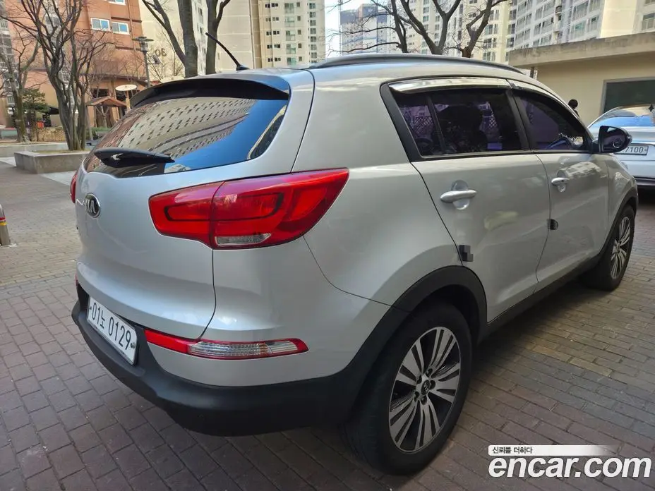 Kia Sportage 2013 2.0 автомат (гидро), фото 5