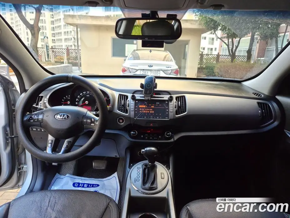 Kia Sportage 2013 2.0 автомат (гидро), фото 10