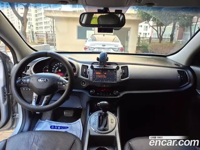 Kia Sportage 2013 2.0 автомат (гидро), миниатюра 10