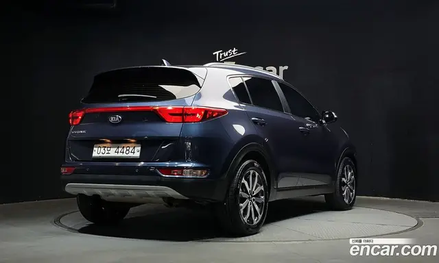 Kia Sportage 2017 2.0 автомат (гидро), миниатюра 2 Kia Sportage 2017 2.0 автомат (гидро), миниатюра 2