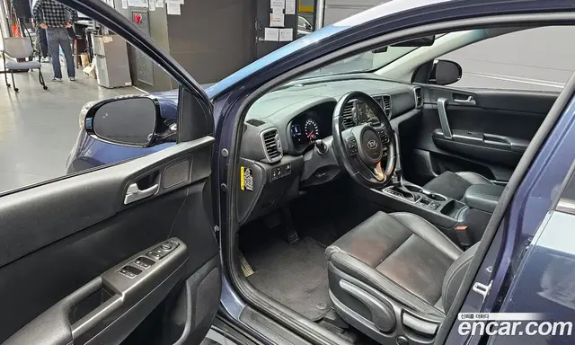 Kia Sportage 2017 2.0 автомат (гидро), миниатюра 10 Kia Sportage 2017 2.0 автомат (гидро), миниатюра 10