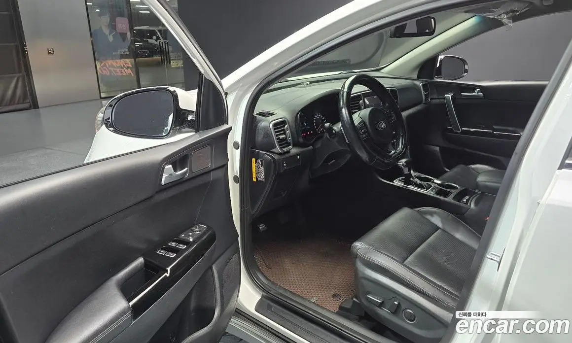 Kia Sportage 2018 2.0 автомат (гидро), фото 13