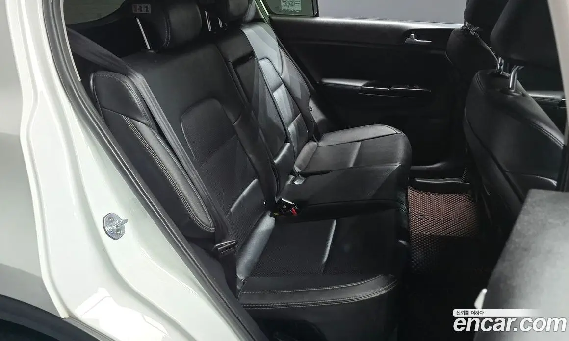 Kia Sportage 2018 2.0 автомат (гидро), фото 17