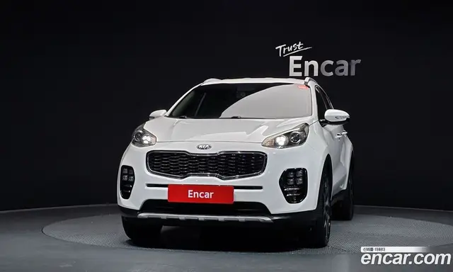 Kia Sportage 2018 2.0 автомат (гидро), миниатюра 3