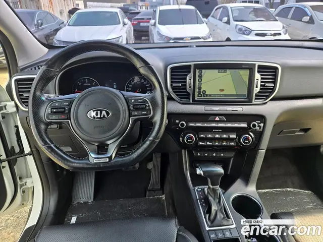 Kia Sportage 2018 2.0 автомат (гидро), миниатюра 7