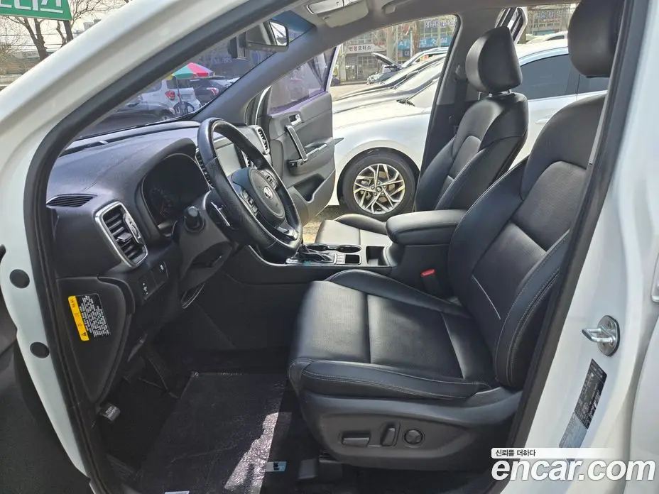 Kia Sportage 2018 2.0 автомат (гидро), фото 10