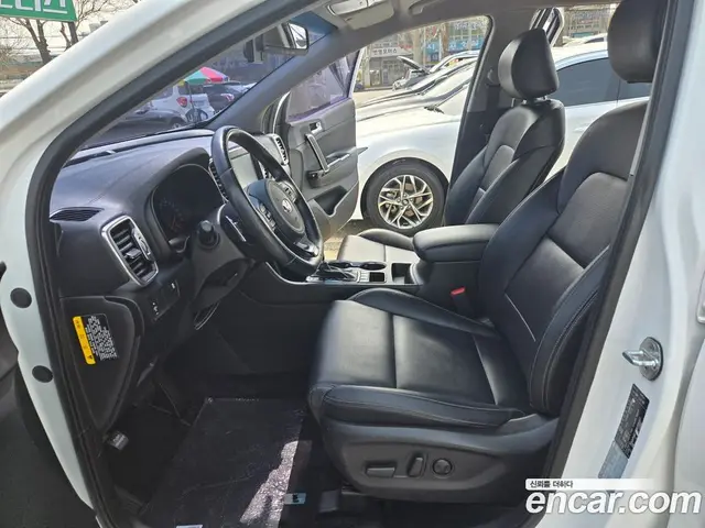 Kia Sportage 2018 2.0 автомат (гидро), миниатюра 10