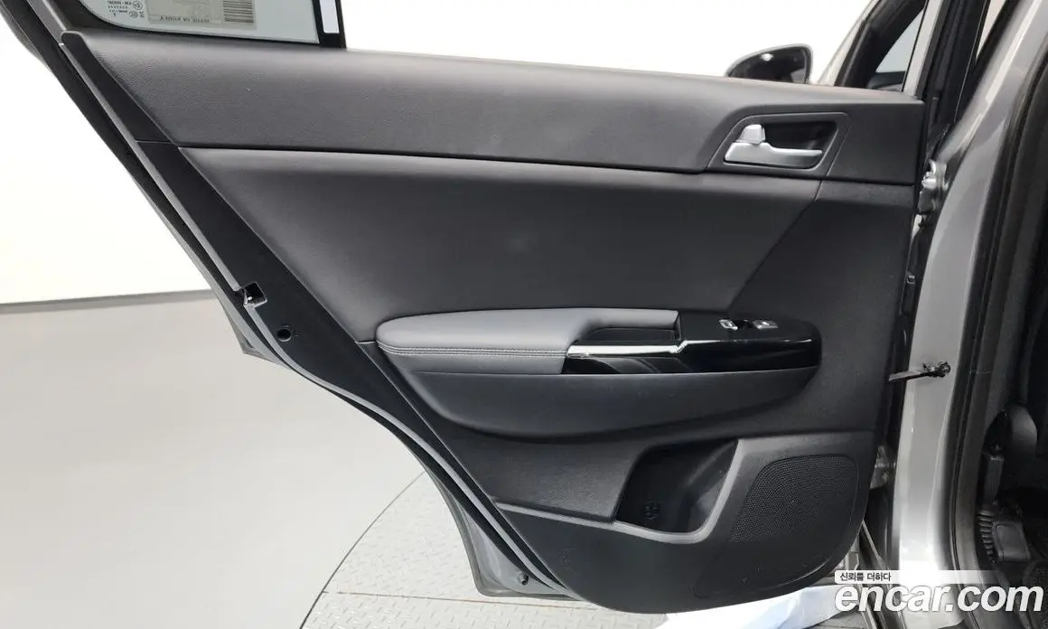 Kia Sportage 2019 2.0 автомат (гидро), фото 15