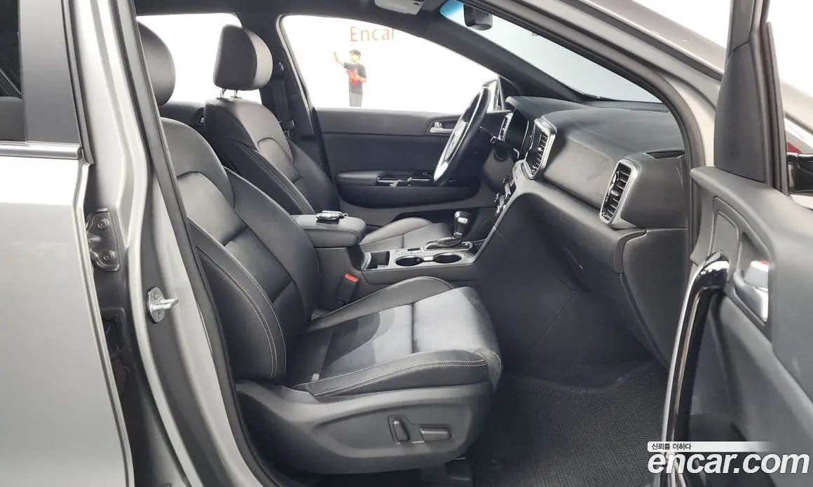 Kia Sportage 2019 2.0 автомат (гидро), фото 16