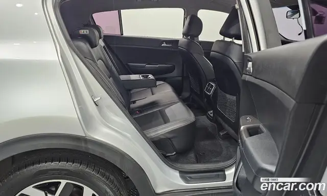 Kia Sportage 2019 2.0 автомат (гидро), миниатюра 12