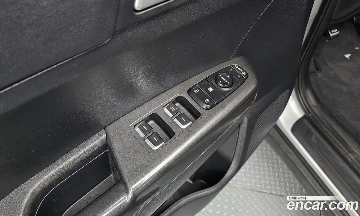 Kia Sportage 2019 2.0 автомат (гидро), фото 14