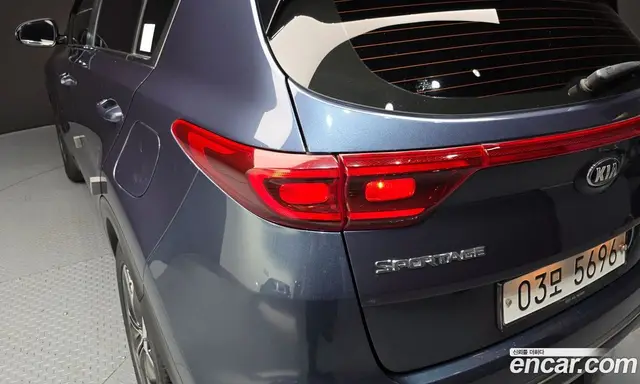 Kia Sportage 2019 2.0 автомат (гидро), миниатюра 9