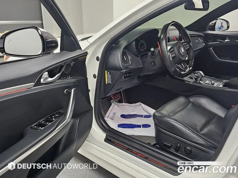 Kia Stinger 2018 2.0 автомат (гидро), фото 11