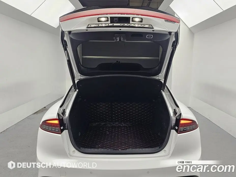 Kia Stinger 2018 2.0 автомат (гидро), фото 20