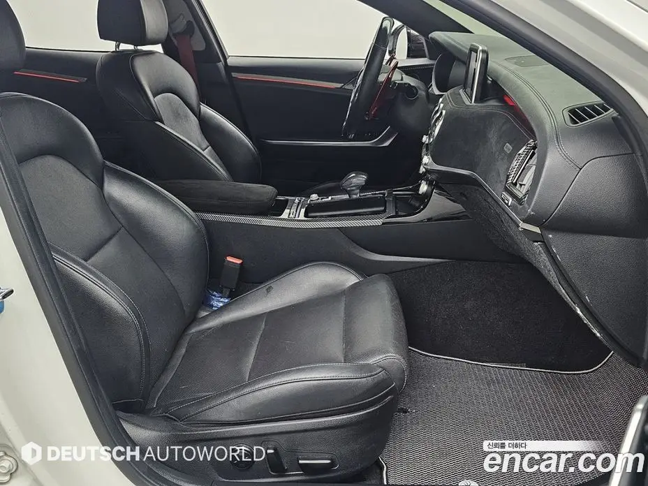 Kia Stinger 2018 2.0 автомат (гидро), фото 10