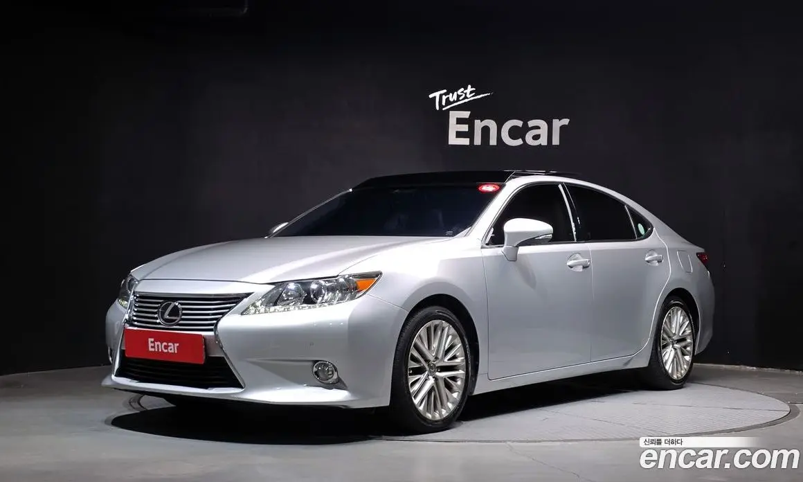 Lexus ES 2012 3.5 автомат (гидро), фото 1 Lexus ES 2012 3.5 автомат (гидро), фото 1