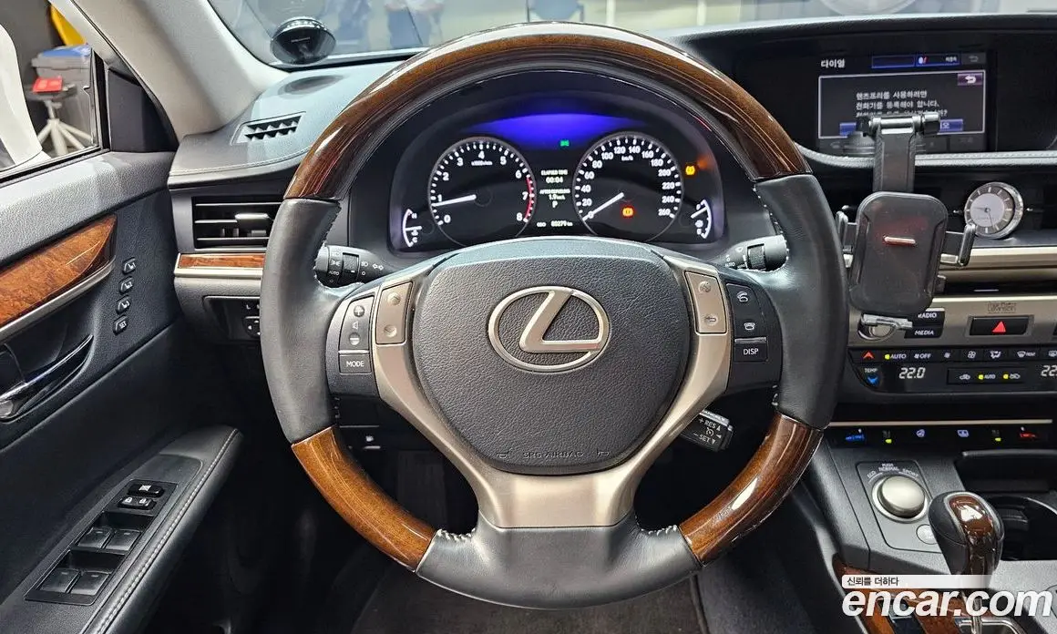 Lexus ES 2012 3.5 автомат (гидро), фото 13 Lexus ES 2012 3.5 автомат (гидро), фото 13
