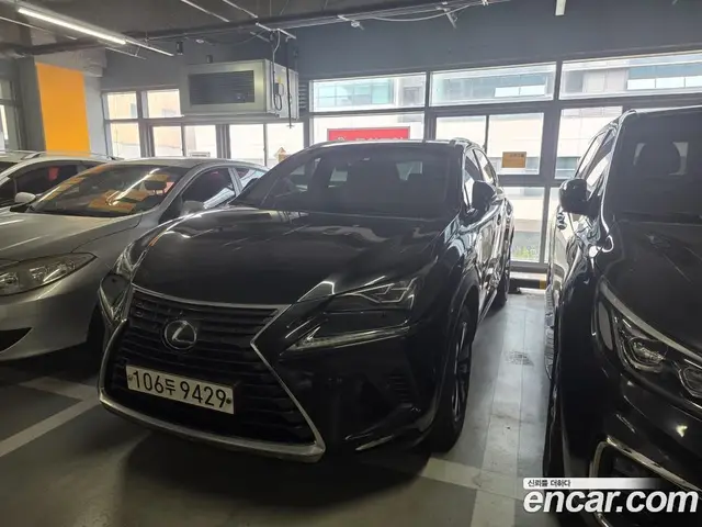 Lexus NX, 2021, 99 089 км