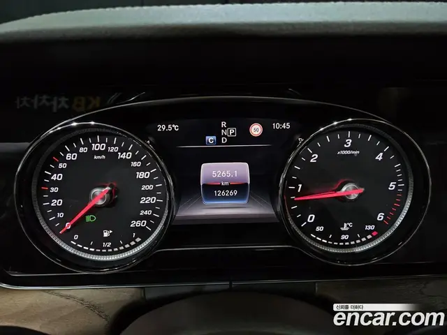 Mercedes-Benz E-Class 2018 1.9 автомат (гидро), миниатюра 8