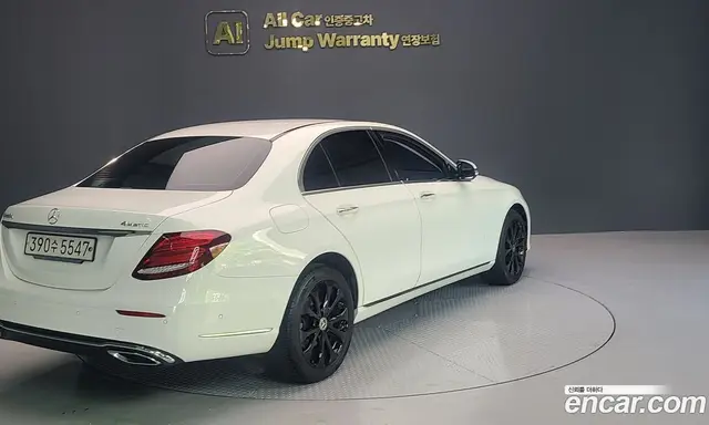 Mercedes-Benz E-Class 2019 1.9 автомат (гидро), миниатюра 4 Mercedes-Benz E-Class 2019 1.9 автомат (гидро), миниатюра 4
