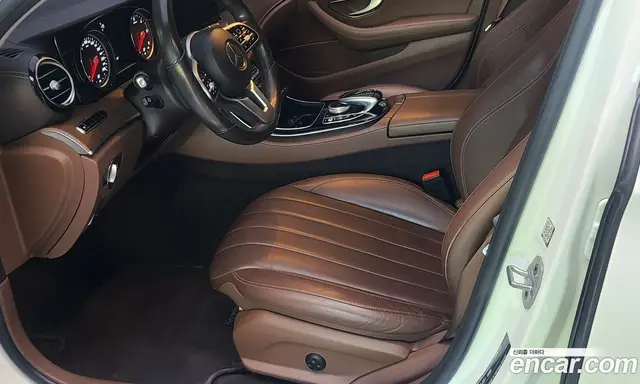 Mercedes-Benz E-Class 2019 1.9 автомат (гидро), миниатюра 7 Mercedes-Benz E-Class 2019 1.9 автомат (гидро), миниатюра 7