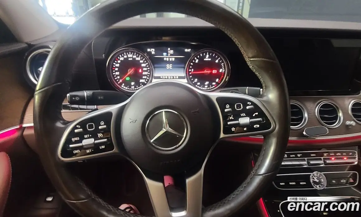 Mercedes-Benz E-Class 2019 1.9 автомат (гидро), фото 9 Mercedes-Benz E-Class 2019 1.9 автомат (гидро), фото 9