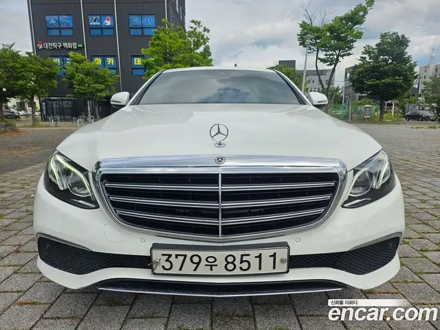 Mercedes-Benz E-Class, 2019, 186 784 км