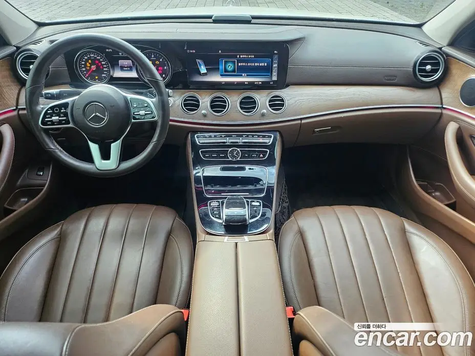 Mercedes-Benz E-Class 2019 1.9 автомат (гидро), фото 15