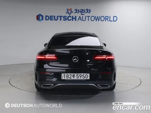Mercedes-Benz E-Class 2020 1.9 автомат (гидро), миниатюра 4